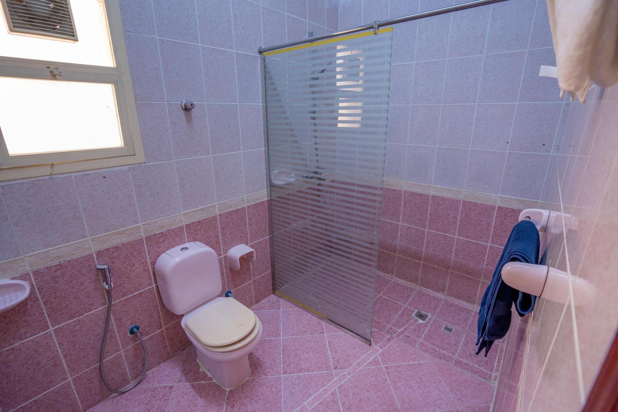 Tourist Family And Couple Abudhabi Baith Al Jannah Llc Private Family - Attached Washroom - Vl01 * Abu Dhabi