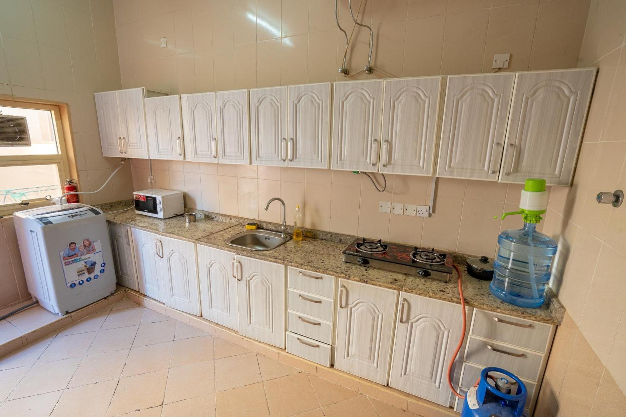 Tourist Family And Couple Abudhabi Baith Al Jannah Llc Private Family - Attached Washroom - Vl01 Homestay Abu Dhabi
