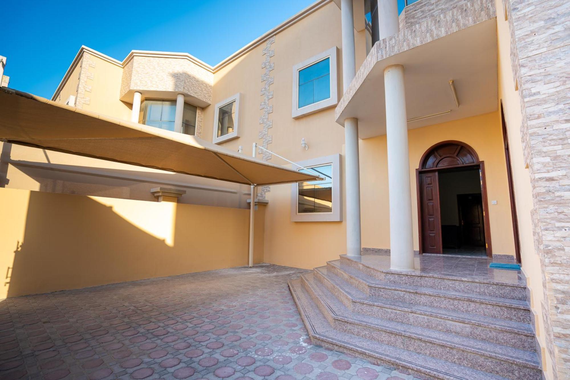 Homestay Tourist Family And Couple Abudhabi Baith Al Jannah Llc Private Family - Attached Washroom - Vl01